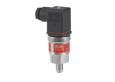 AKS 3000 BASINÇ SENSÖRÜ 060G1007 TRANSMITTER Danfoss