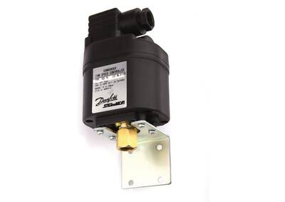 XGE-4CI FAN HIZ KONTROLÖRÜ 3A 240V 061H3141 FAN HIZ KONTROL MODÜLÜ Danfoss