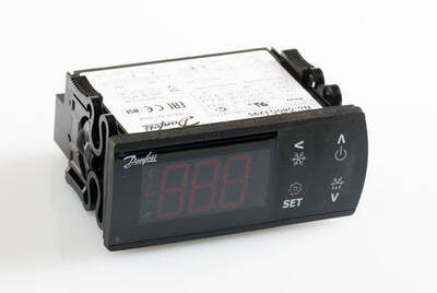 ERC 211 DİJİTAL TERMOSTAT 1 RÖLELİ 240V 080G3454 TERMOMETRE TERMOSTAT ELEKTRONİK HVAC-R KONTROL CİHAZI Danfoss